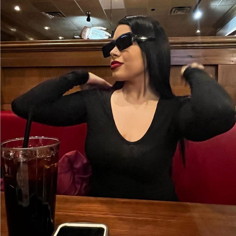 Meet your Posher, Tamaycha